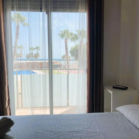 شقة Beautiful Flat In Front The Sea *