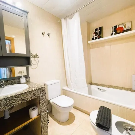 Beautiful Flat In Front The Sea شقة كونيت