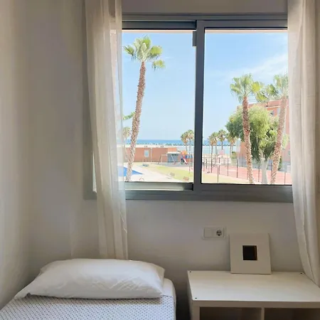 Beautiful Flat In Front The Sea